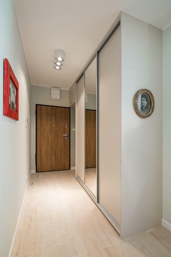 Folk Apartment Warschau Buitenkant foto